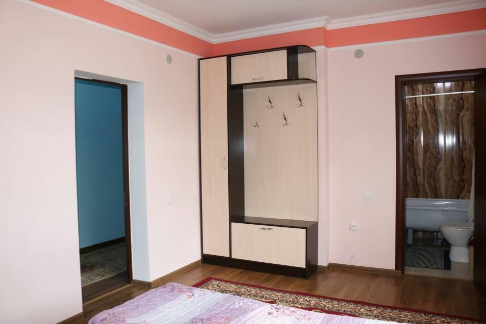 Гостевой Дом "Ысык-Куль - Светлана" Tscholponata Exterior foto