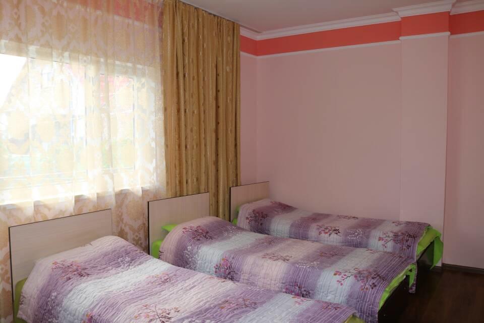 Гостевой Дом "Ысык-Куль - Светлана" Tscholponata Exterior foto